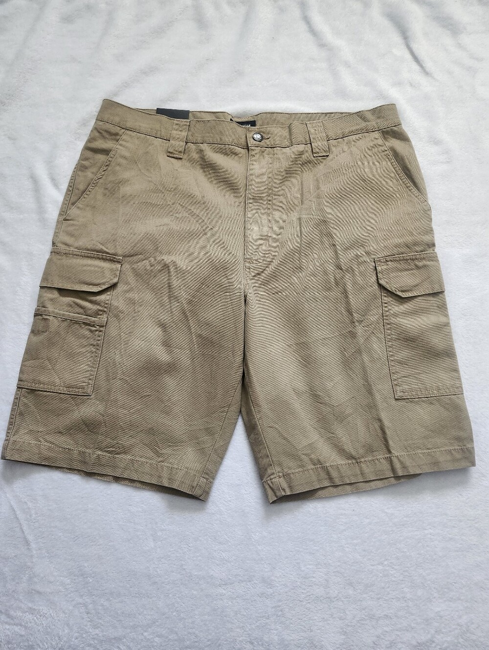 VAN HEUSEN  Men's Canvas Cargo Shorts Tan Khaki Sz 38 NWT 11" Inseam‎